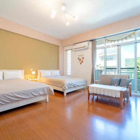 Moonlit Corner Apartment Taitung ภายนอก รูปภาพ