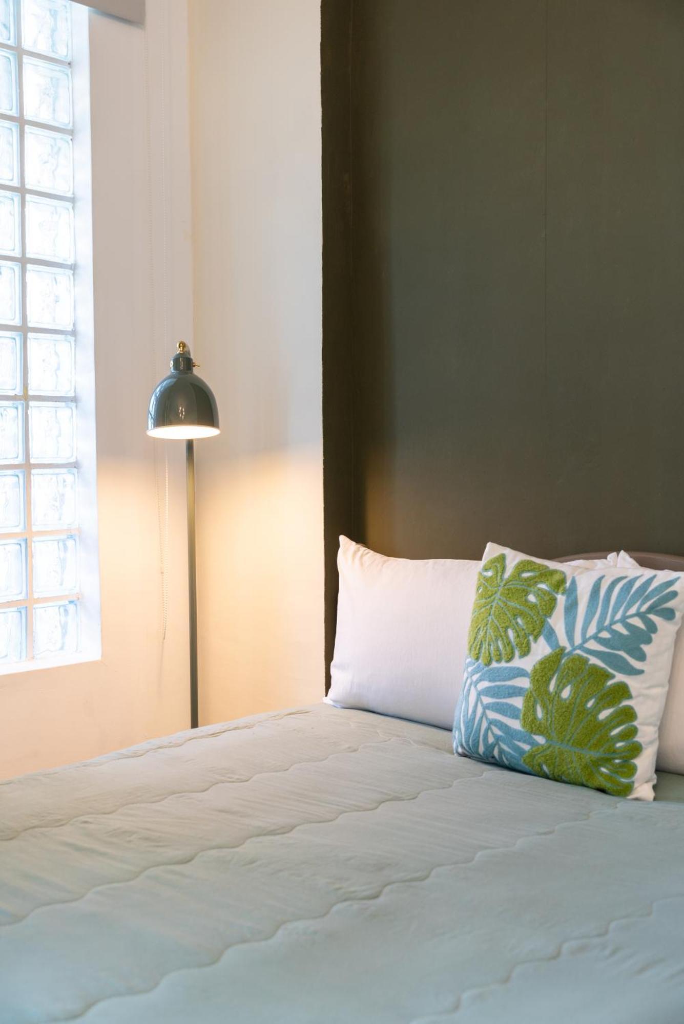 Moonlit Corner Apartment Taitung ภายนอก รูปภาพ