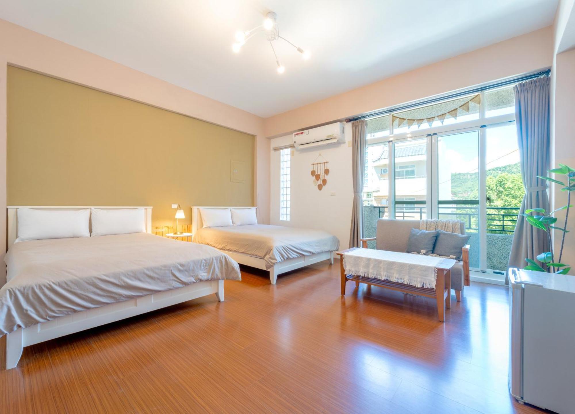 Moonlit Corner Apartment Taitung ภายนอก รูปภาพ